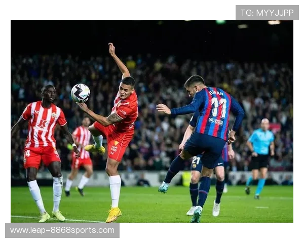 足球传奇初次对决：那些伟大球星的首次交锋背后故事